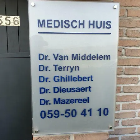 Raversijde With Seaview